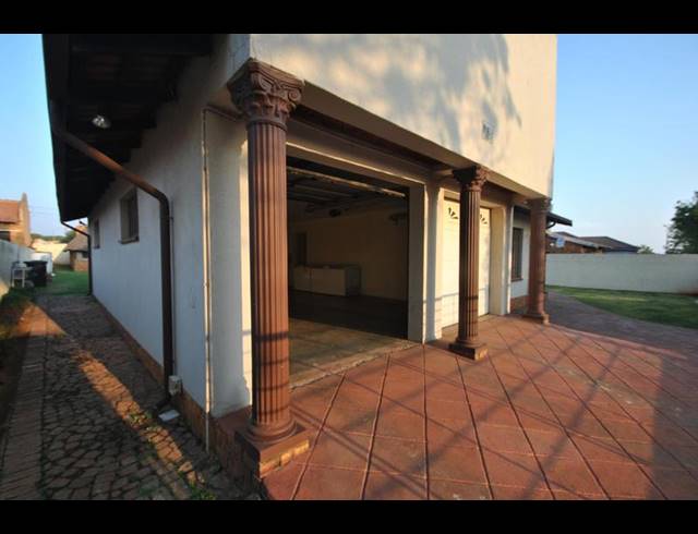 4 BEDROOM HOUSE FOR SALE IN DAWN PARK